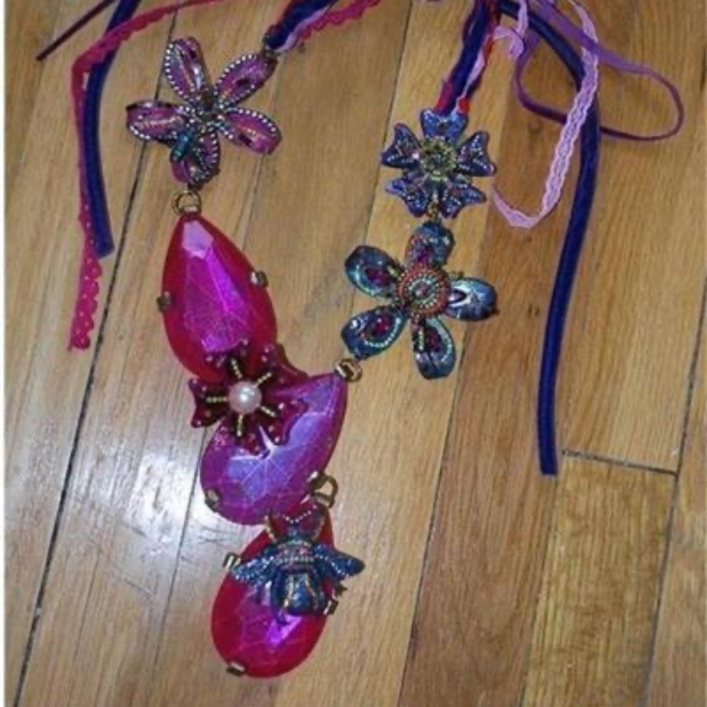 Erickson Beamon neckless new
